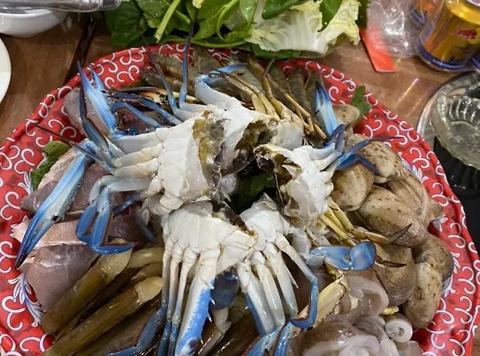 Khách sạn Land 3*