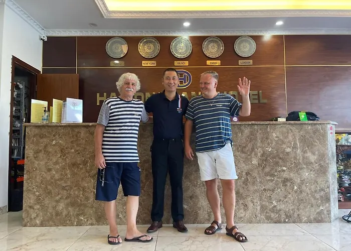 Land Khách sạn 3*