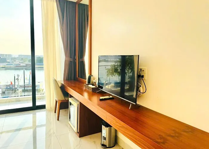 Land Khách sạn 3*