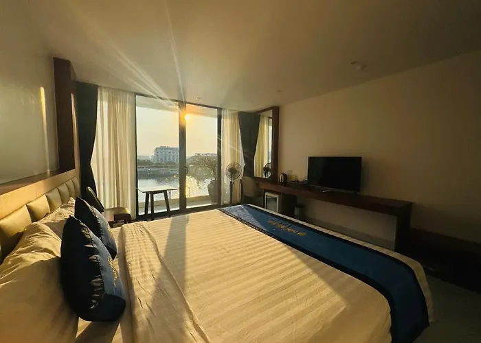 Land Khách sạn 3*